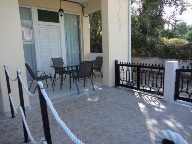Katerina Apartments Near The Sea Agios Sostis  Bagian luar foto